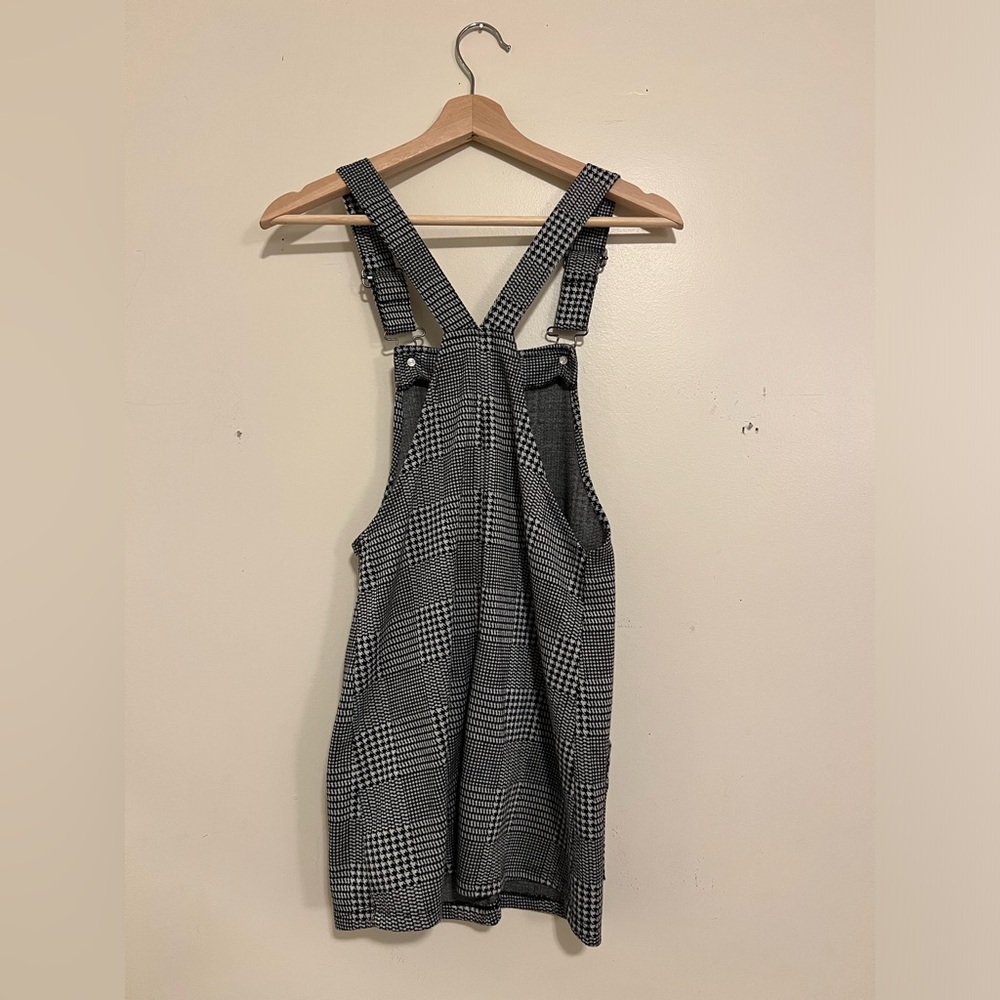 Overall dress - Picture 3 of 6